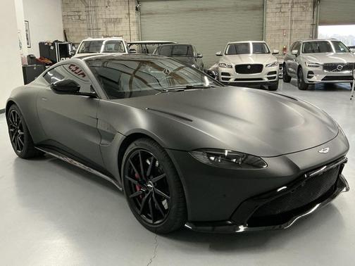 2020 Aston Martin Vantage Base
