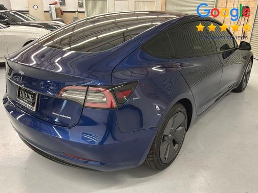Deep Blue Metallic 2022 Tesla Model 3 Long Range
