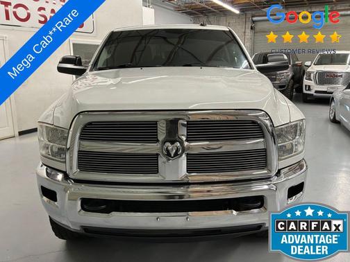 Bright White Clearcoat 2014 RAM 2500 SLT