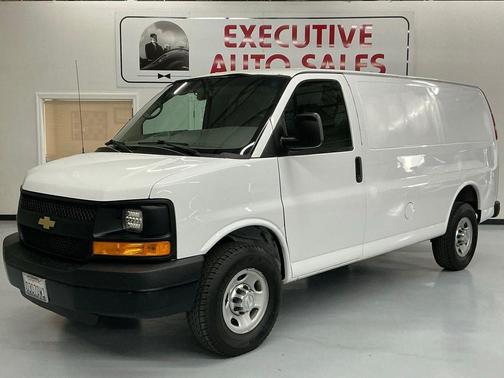 2015 Chevrolet Express 2500 Work Van