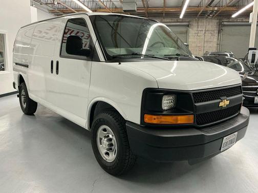 2015 Chevrolet Express 2500 Work Van