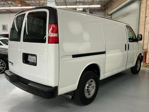 2015 Chevrolet Express 2500 Work Van