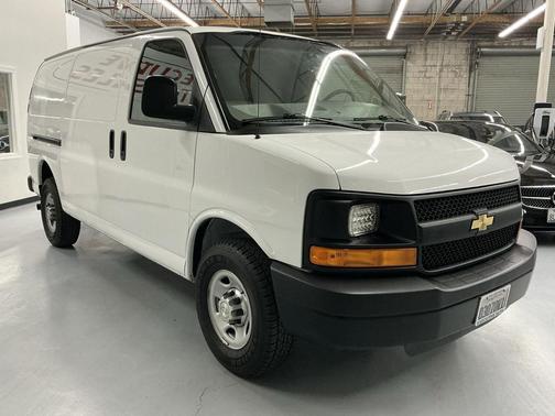 2015 Chevrolet Express 2500 Work Van
