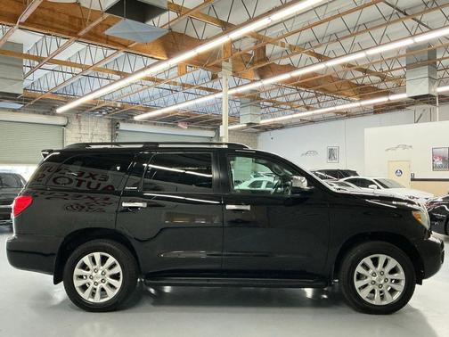 2013 Toyota Sequoia Platinum