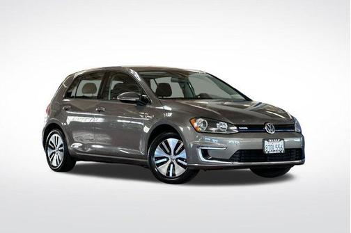 2016 Volkswagen e-Golf SE