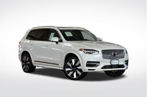 2024 Volvo XC90 Recharge Plug-In Hybrid T8 Plus Bright Theme 7-Seater