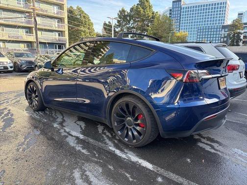 2022 Tesla Model Y Performance Dual Motor All-Wheel Drive