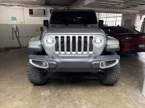 2020 Jeep Gladiator Overland