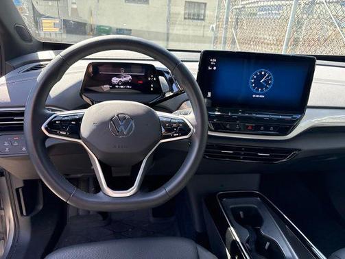 Silver Mist Metallic 2023 Volkswagen ID.4 Pro S