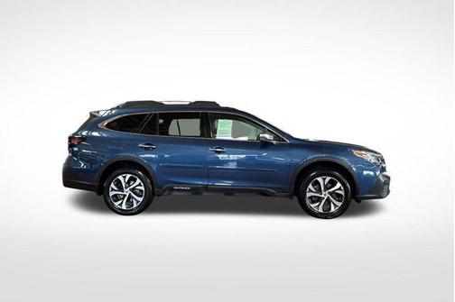 2022 Subaru Outback Touring XT