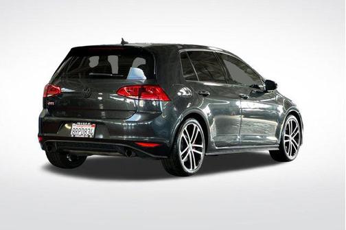 2017 Volkswagen Golf GTI 2.0T S 4-Door