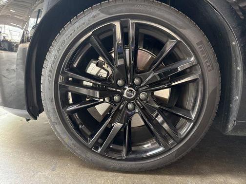 2024 Volvo S60 B5 Plus Black Edition