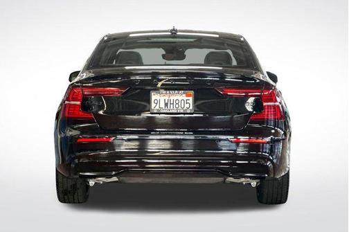 2024 Volvo S60 B5 Plus Black Edition