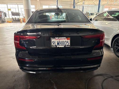 2024 Volvo S60 B5 Plus Black Edition