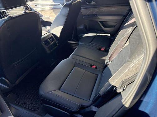 2023 Volkswagen Atlas Cross Sport 2.0T SEL
