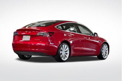 2018 Tesla Model 3 Long Range