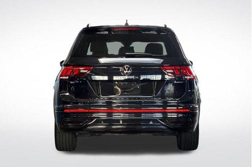 2023 Volkswagen Tiguan 2.0T SE R-Line Black 4MOTION