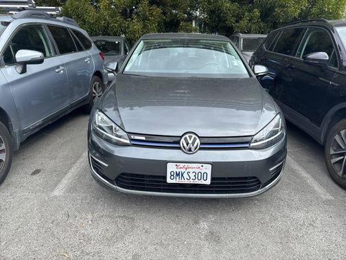 2019 Volkswagen e-Golf SE