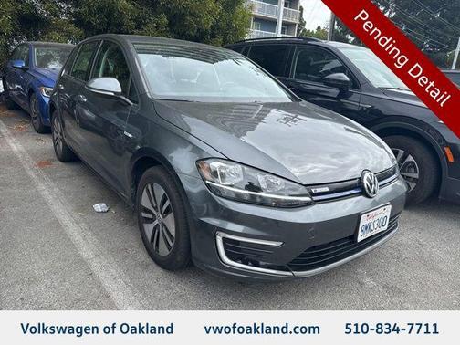 2019 Volkswagen e-Golf SE