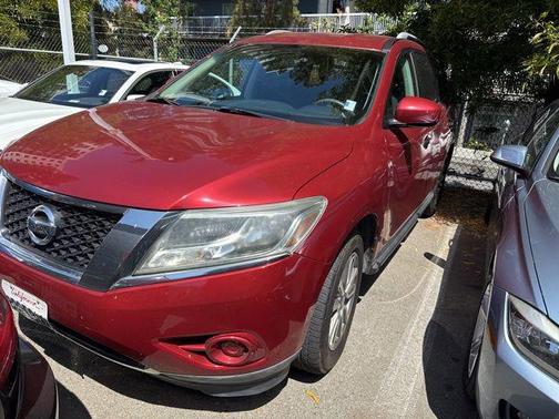 2016 Nissan Pathfinder Platinum