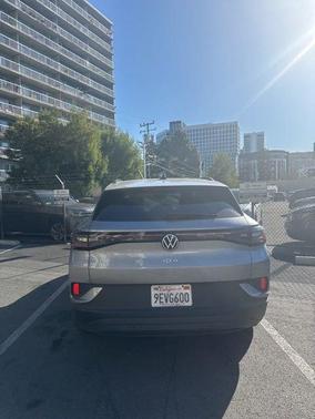 2023 Volkswagen ID.4 Pro