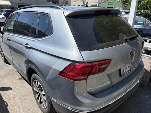 Pyrite Silver Metallic 2024 Volkswagen Tiguan 2.0T S