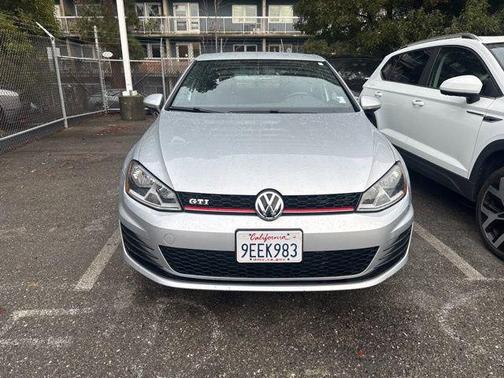 2017 Volkswagen Golf GTI 2.0T S 4-Door