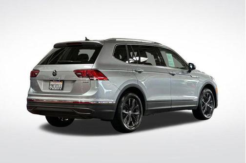 2024 Volkswagen Tiguan 2.0T SE 4MOTION
