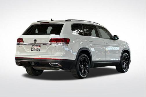 2023 Volkswagen Atlas 3.6L SE w/Technology