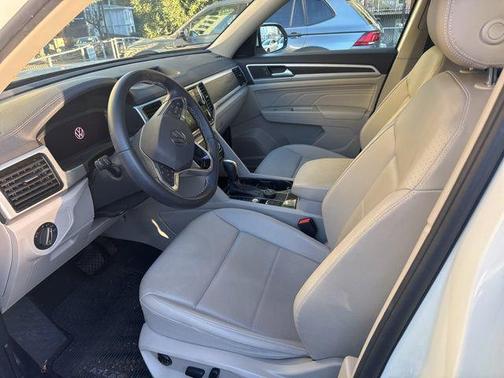 2023 Volkswagen Atlas 3.6L SE w/Technology