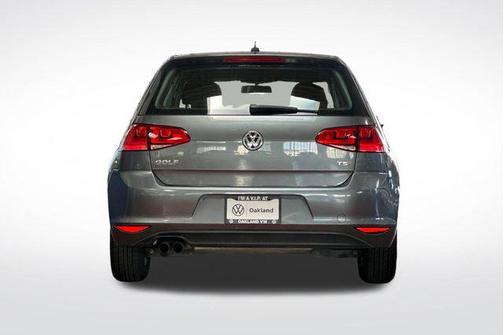 2017 Volkswagen Golf TSI S 4-Door