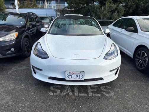 2021 Tesla Model 3 Standard Range Plus