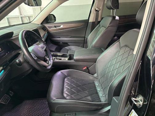 2024 Volkswagen Atlas 2.0T SEL Premium R-Line 4MOTION