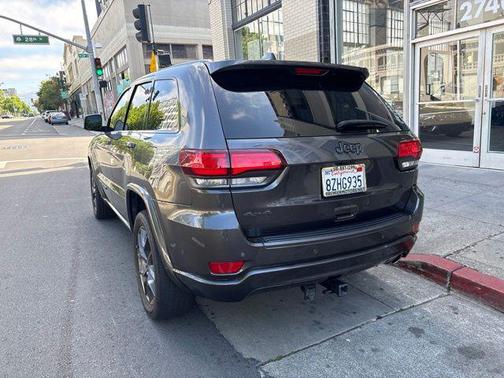 Granite Crystal Metallic Clearcoat 2021 Jeep Grand Cherokee Limited