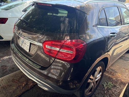 Orient Brown 2016 Mercedes-Benz GLA-Class GLA 250