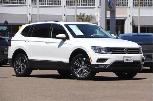 Photo 2 of 35 of 2019 Volkswagen Tiguan 2.0T SEL