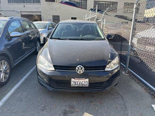 2016 Volkswagen Golf TSI S 4-Door