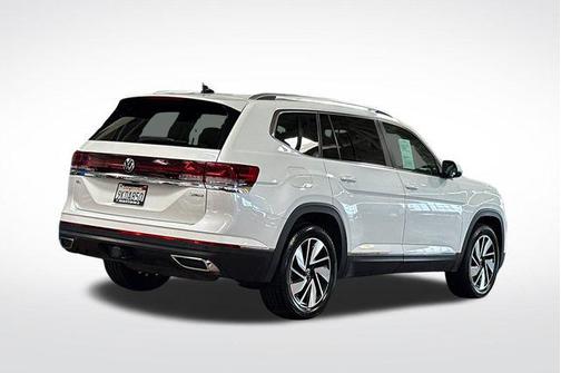 Opal White Pearl 2024 Volkswagen Atlas 2.0T SEL