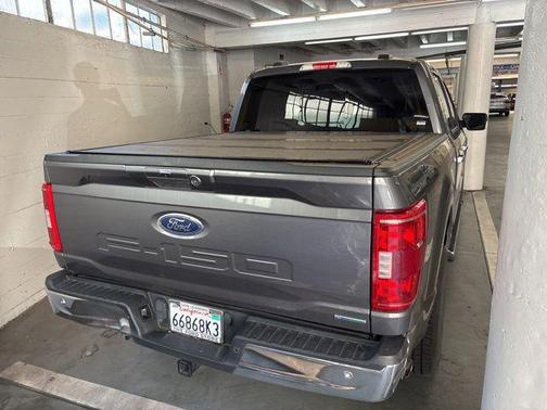 CARBONIZED GRAY METALLIC 2021 Ford F-150 XLT