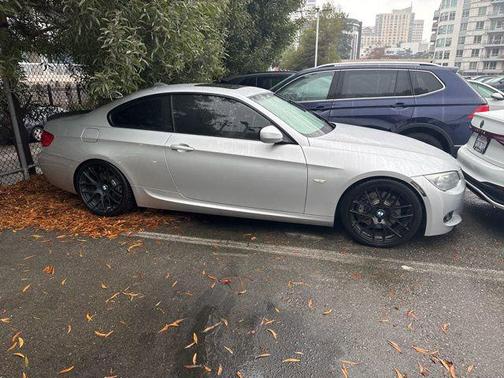 2012 BMW 335 335i