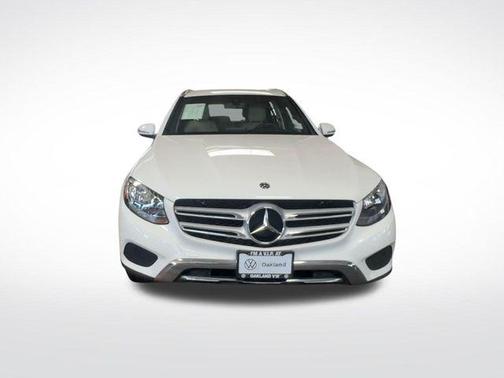 Polar White 2018 Mercedes-Benz GLC 300 Base