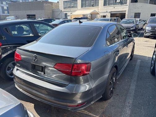 2017 Volkswagen Jetta GLI