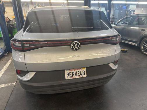 2022 Volkswagen ID.4 Pro