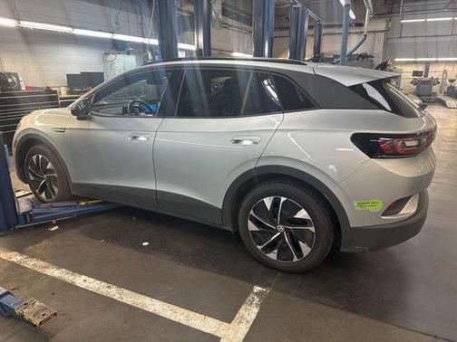 2022 Volkswagen ID.4 Pro