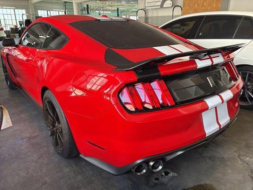 2019 Ford Shelby GT350 Base