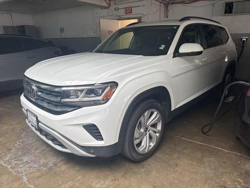 2022 Volkswagen Atlas 3.6L SE w/Technology