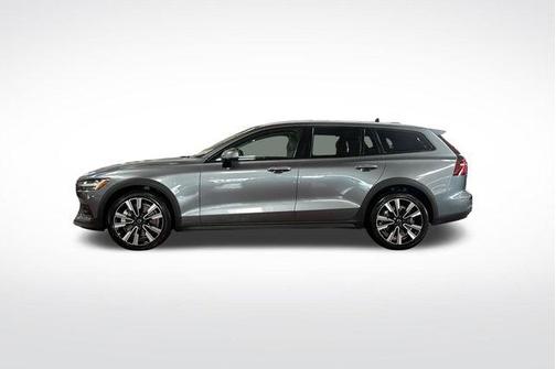 Osmium Grey Metallic 2020 Volvo V60 Cross Country T5