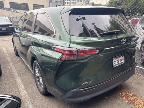 Cypress 2021 Toyota Sienna XLE 7 Passenger