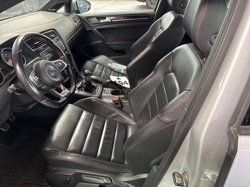 2016 Volkswagen Golf GTI 2.0T SE 4-Door