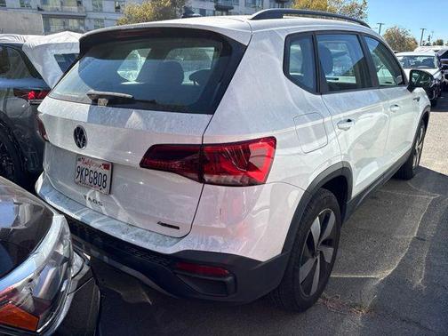 Pure White 2023 Volkswagen Taos 1.5T S